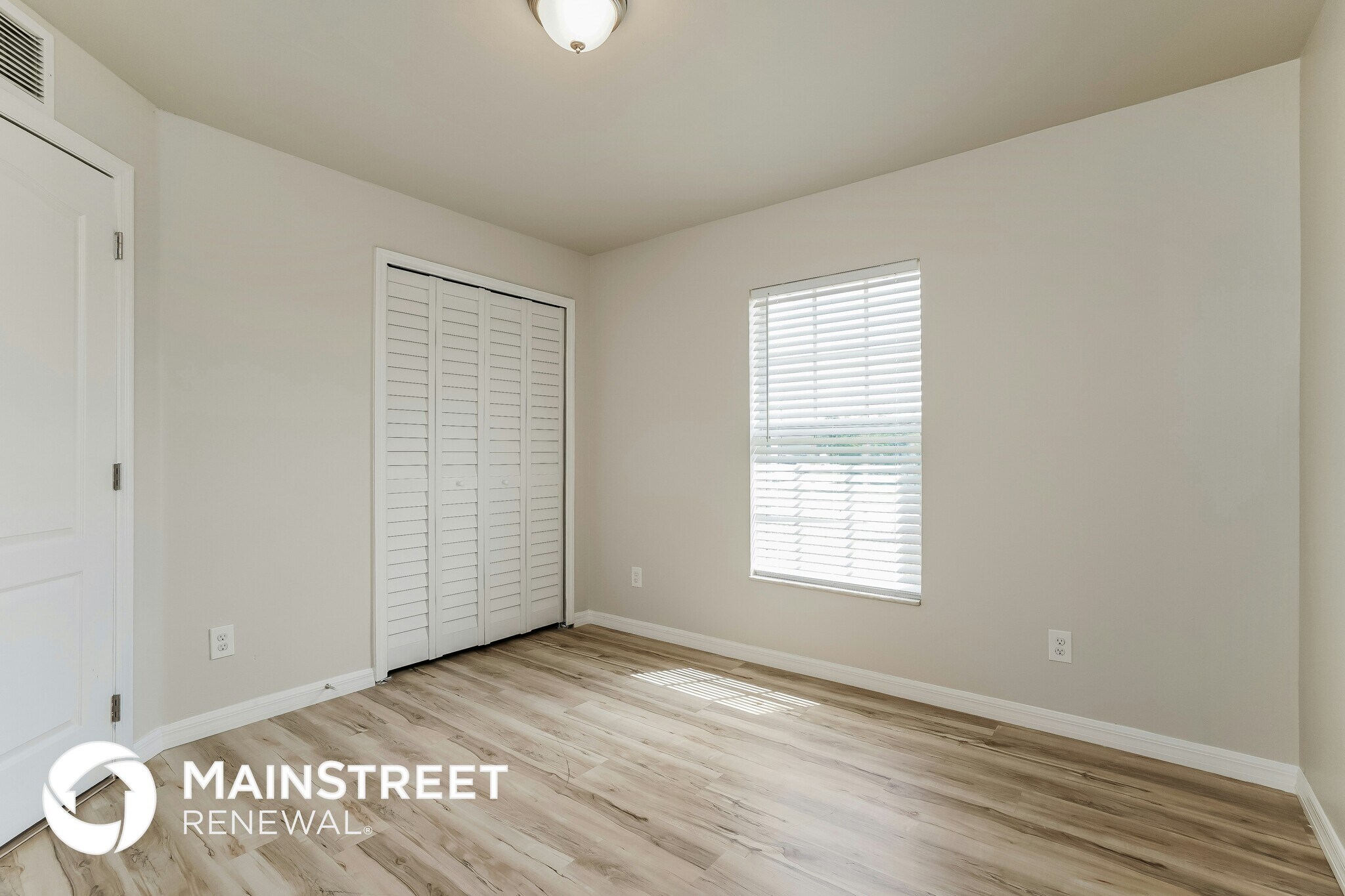 Building Photo - 1012 NW 15th Ave