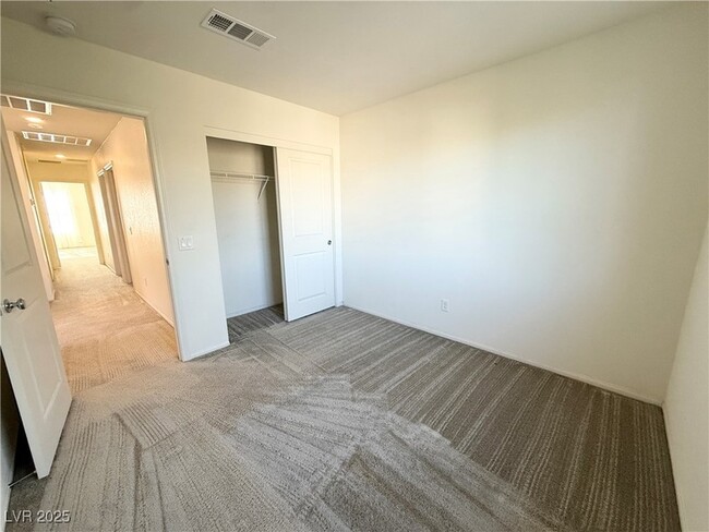 Building Photo - 1317 Hopespring Loop Ave