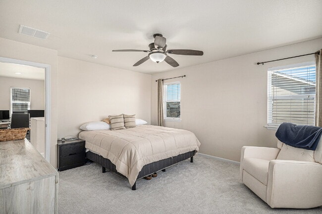 Building Photo - 7725 Sabino Ln