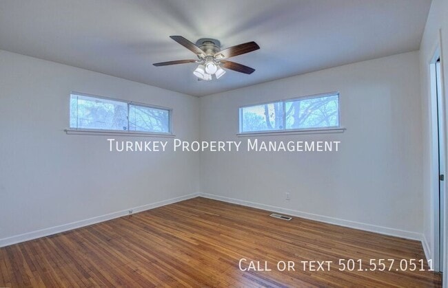 Building Photo - 4600 Lynn Ln