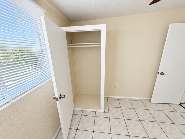 Building Photo - 3841 N 63rd Dr