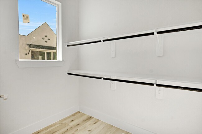 Building Photo - 5908 St Augustine St