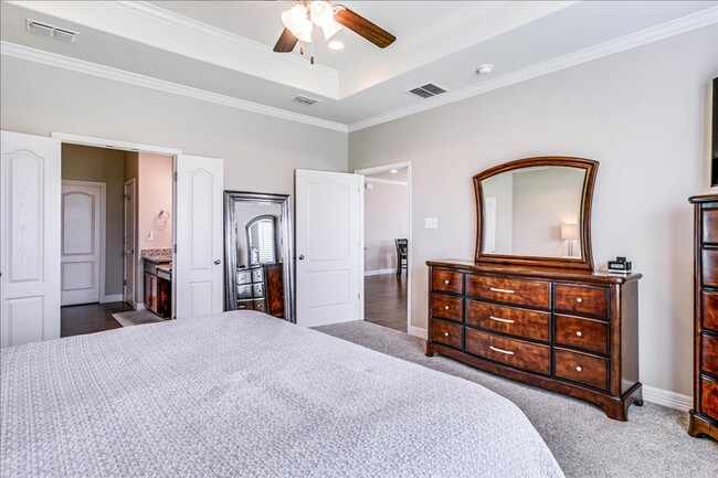 Building Photo - 7617 Diamond Dr.