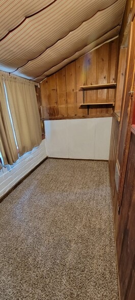 Back Room - 1625 The Strand