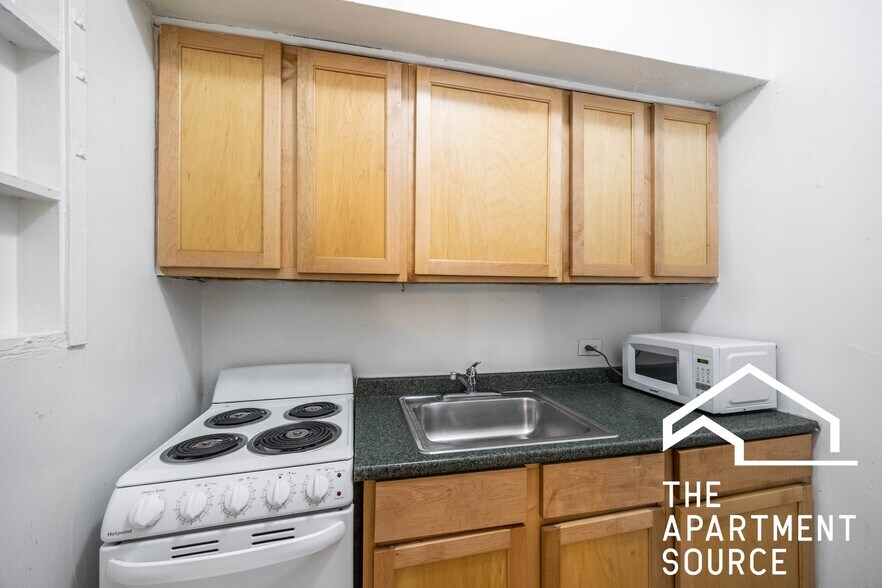 Building Photo - 532 W Arlington Pl