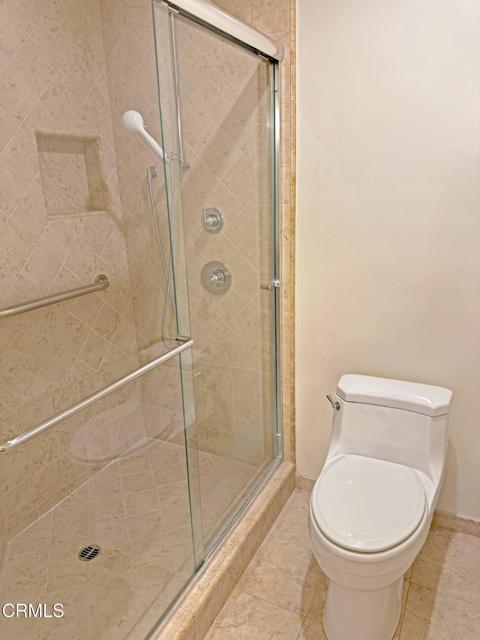 Building Photo - 4544 Hillard Ave