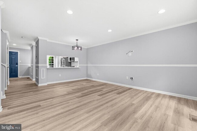 Building Photo - 4217 Kenton Cir