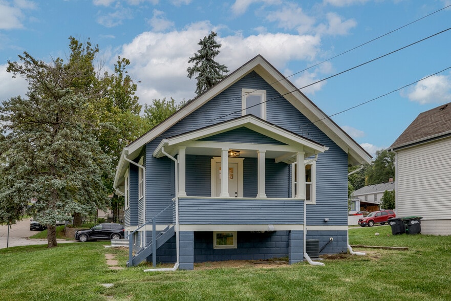 Building Photo - 1517 Z St