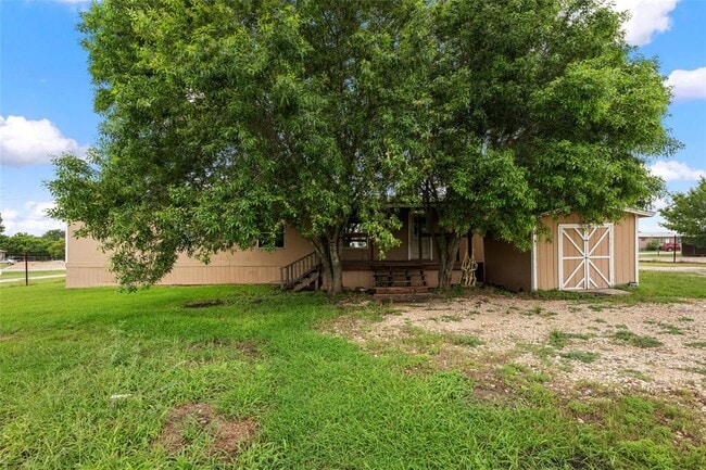 Building Photo - 360 Shady Oaks Dr