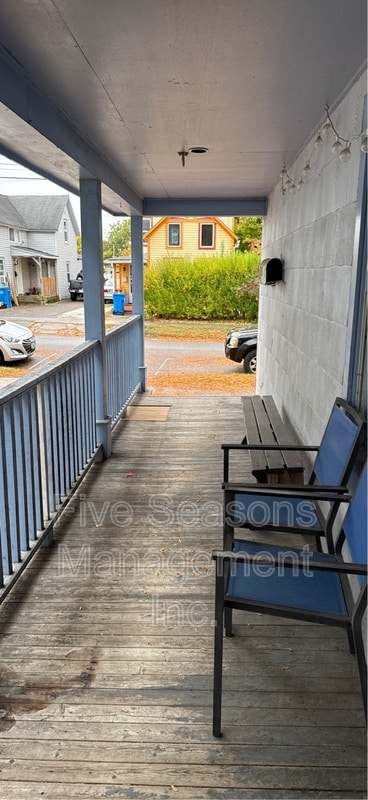 Building Photo - 48 Murray St