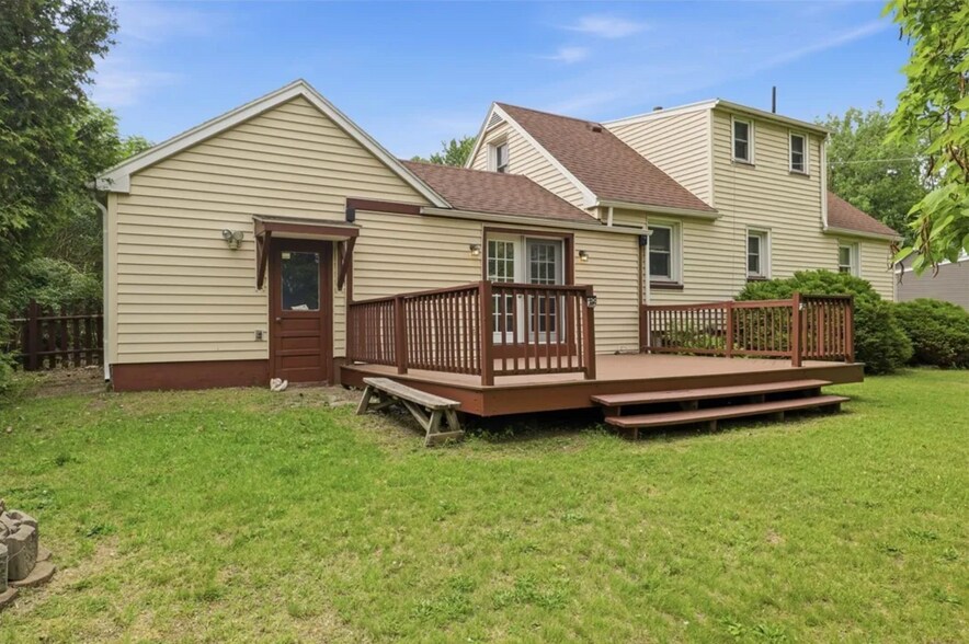 Building Photo - 27 Pleasant View Dr
