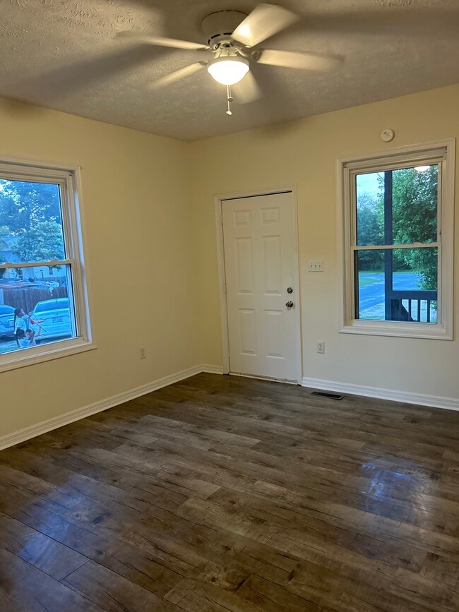 Building Photo - 148 Hannah Pickett First Ave