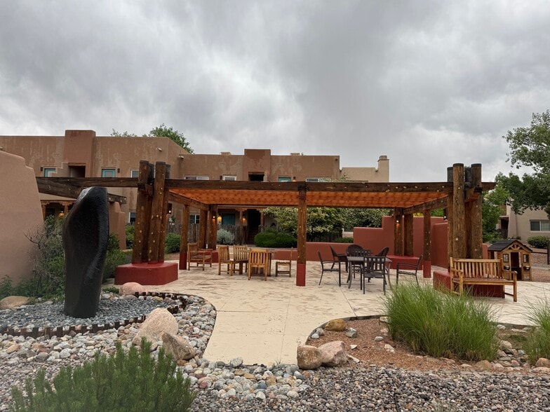 Building Photo - 2210 Miguel Chavez Rd