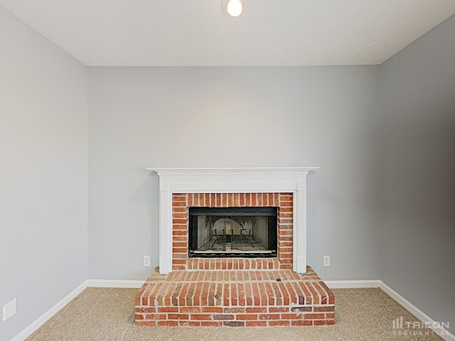 Building Photo - 2611 Peregrine Ct