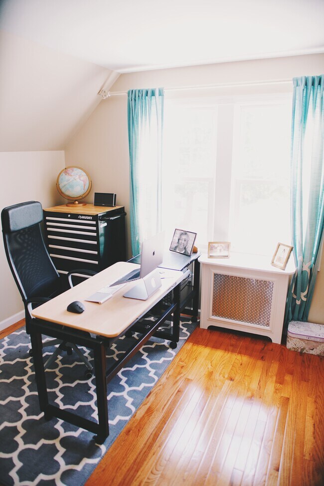 Bedroom 1 - 12 Berkeley Ave