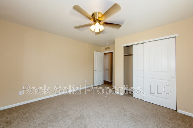 Building Photo - 3766 Saddle Ridge Trail