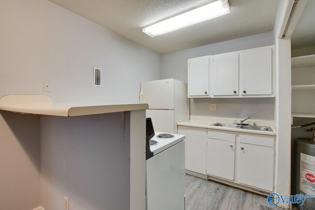 Building Photo - 4906 Cotton Row NW