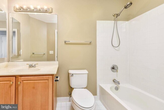 Building Photo - 8105 Quinn Terrace