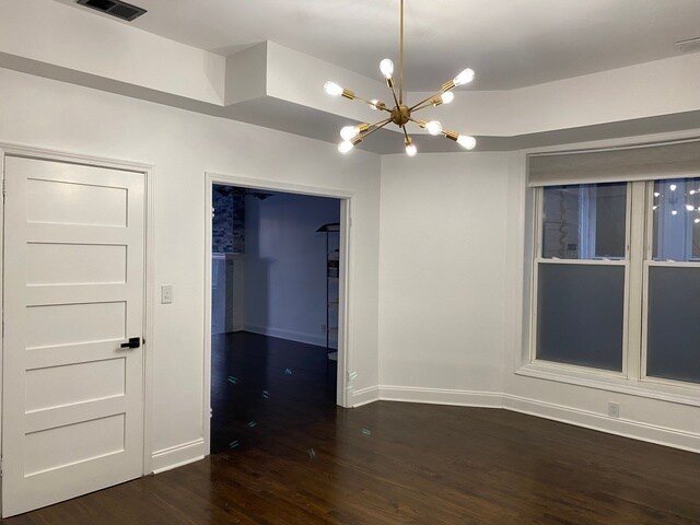 Building Photo - 4813 S Prairie Ave