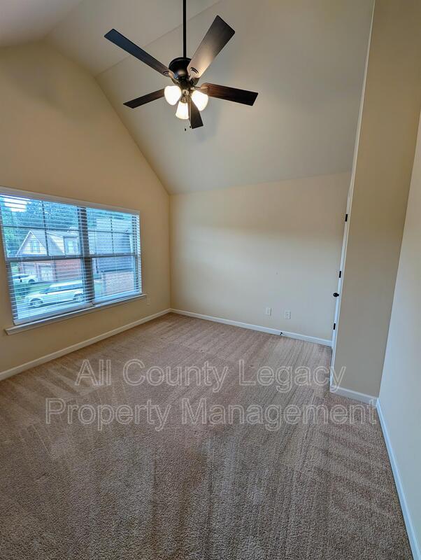 Building Photo - 2591 Foxy Dr