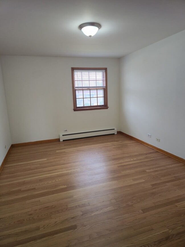 Building Photo - 517 Bethel Dr