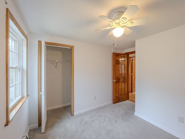 Building Photo - Refined Ranch Living in a Private Natural Setting