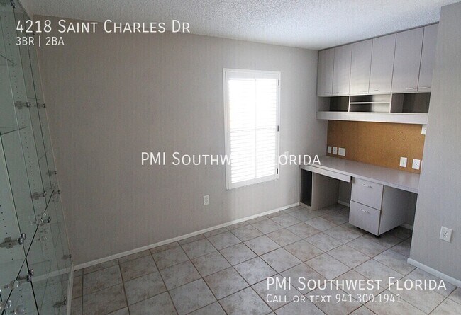 Building Photo - 4218 St Charles Dr