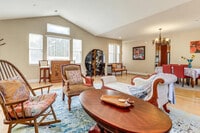 Building Photo - 158 Sierra Pl