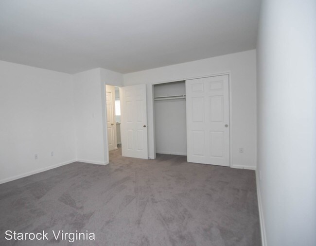 Building Photo - 146 Lochview Dr