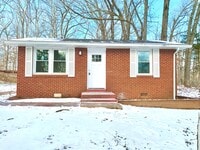 Building Photo - 845 Britton Springs Rd