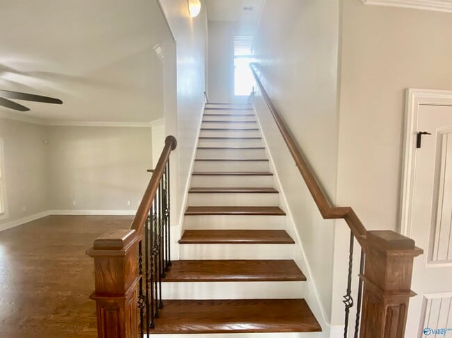 Building Photo - 108 Morning Vista Dr