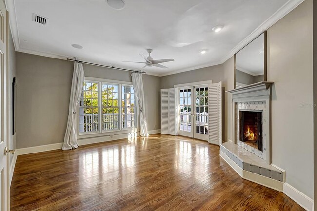 Building Photo - 6220 Bayshore Blvd