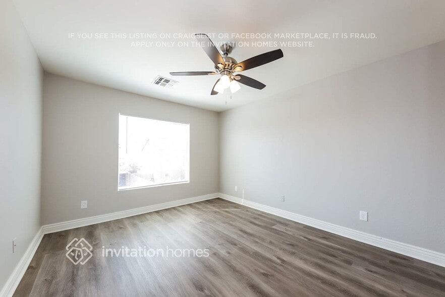 Building Photo - 11635 W Longley Ln