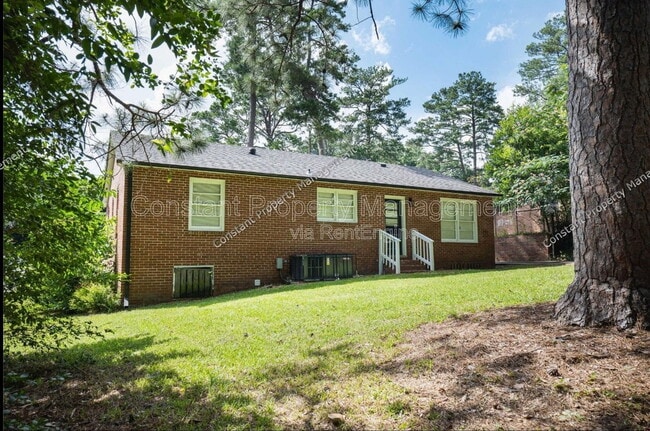 Building Photo - 489 Forest Ave