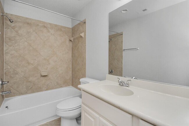 Building Photo - 2823 Woodland Glen Ln