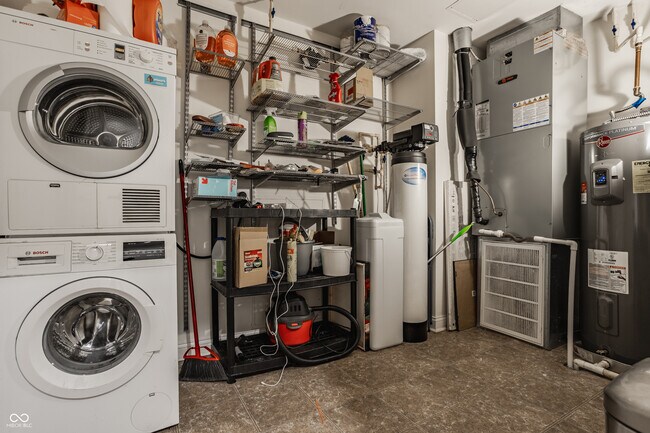 Building Photo - 333 Massachusetts Ave