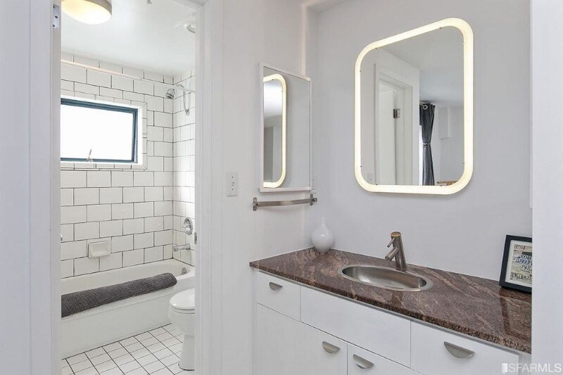 Building Photo - 161 Gilbert St