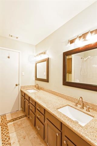 Building Photo - 5000 Cedar Springs Rd