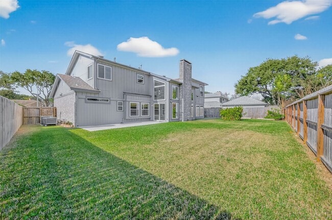 Building Photo - 1709 Coles Farm Dr