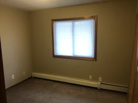 Building Photo - 2832 S 31st Ave