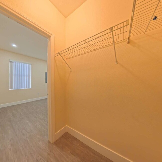Building Photo - 8000 W Badura Ave