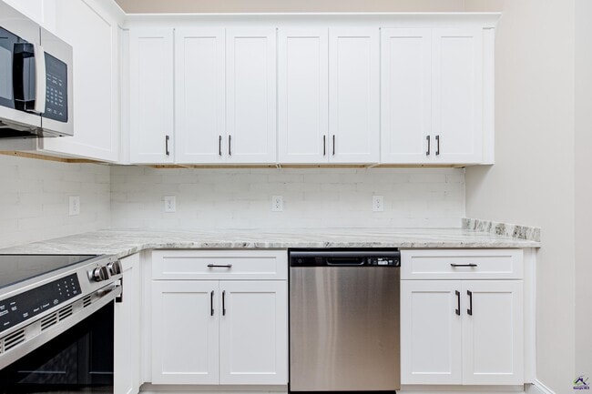 Building Photo - 1013 Northside Dr