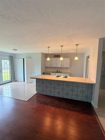 Building Photo - 5512 Rutledge Dr