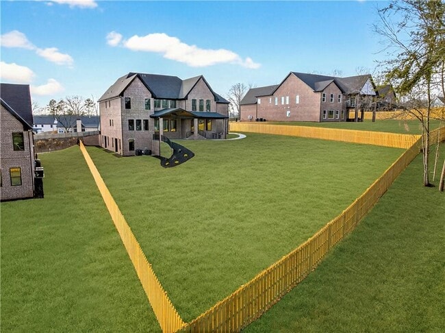 Building Photo - 405 Thunder Rd