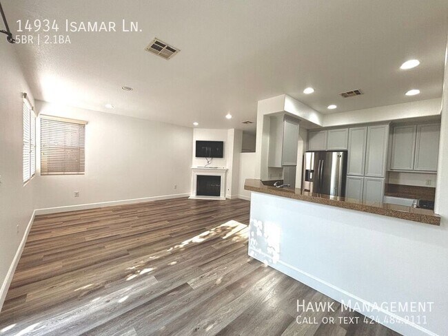 Building Photo - 14934 Isamar Ln