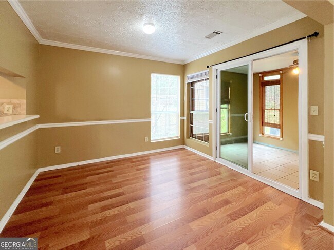 Building Photo - 790 Hampton Hill Ct