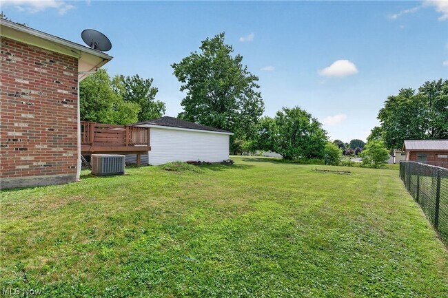 Building Photo - 1626 S Carpenter Rd