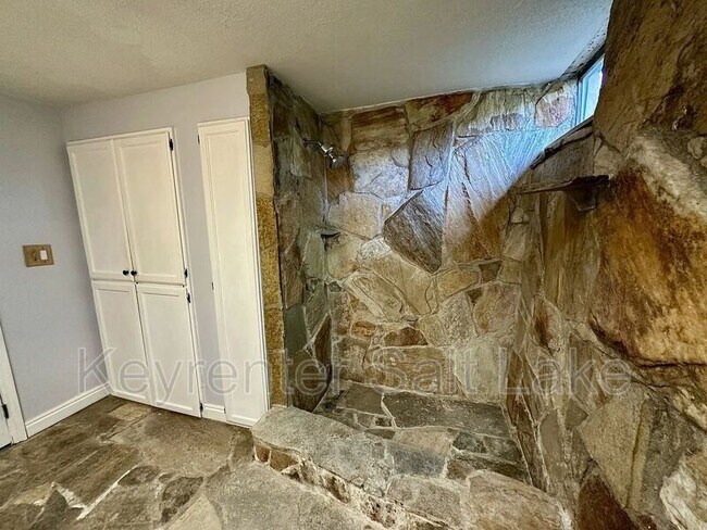 Building Photo - 7179 S 2825 E