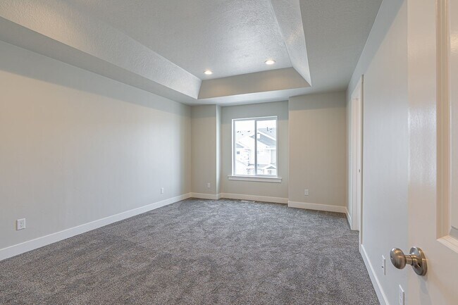 Building Photo - 2205 S 1120 W