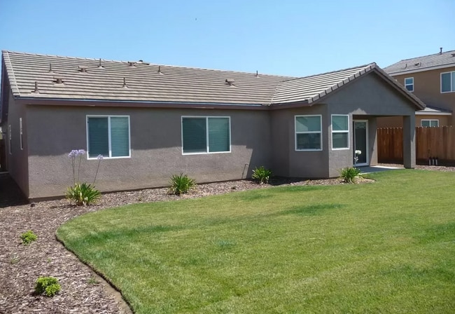 Building Photo - 1407 W Burgundy Ct